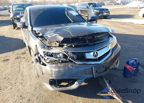 2016 Acura Ilx Premium Package/Technology Plus Package z USA, uszkodzony, nr VIN 19UDE2F75GA024500